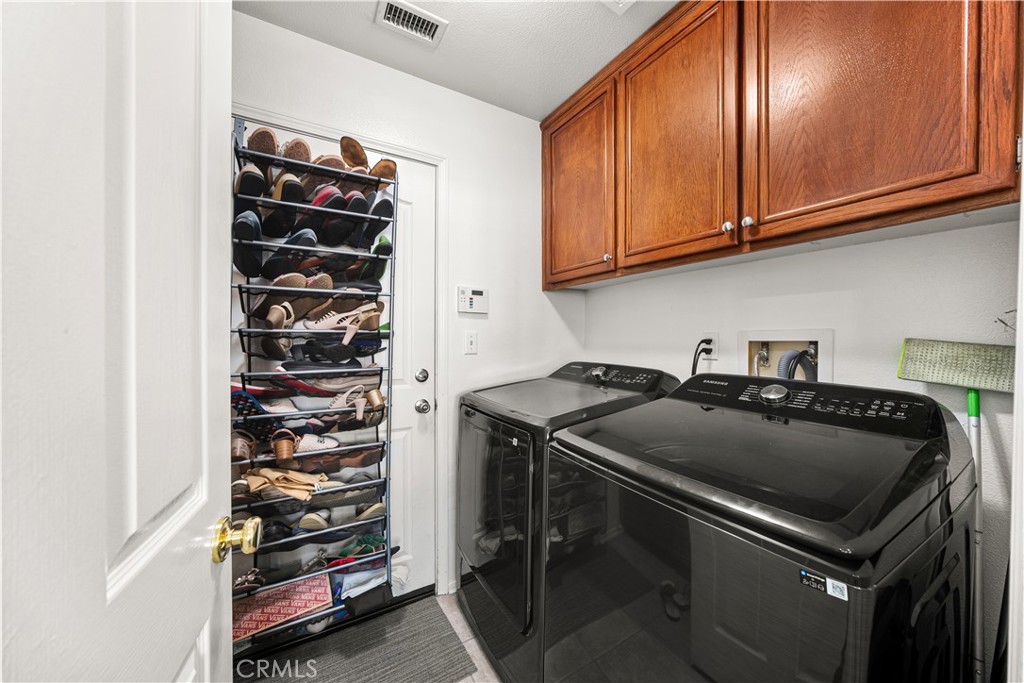 9476 Glenaire Court Property Photo 14