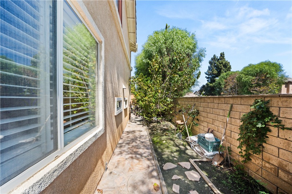 9476 Glenaire Court Property Photo 22