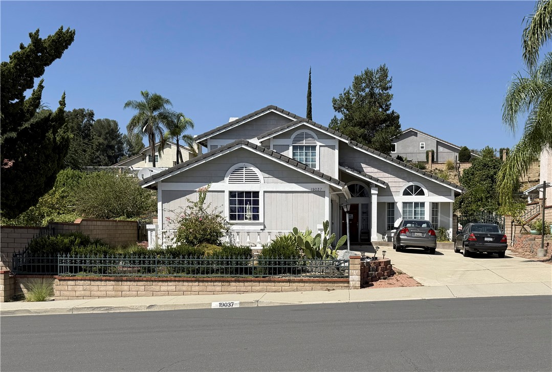 19037 Shakespeare Drive Property Photo 1