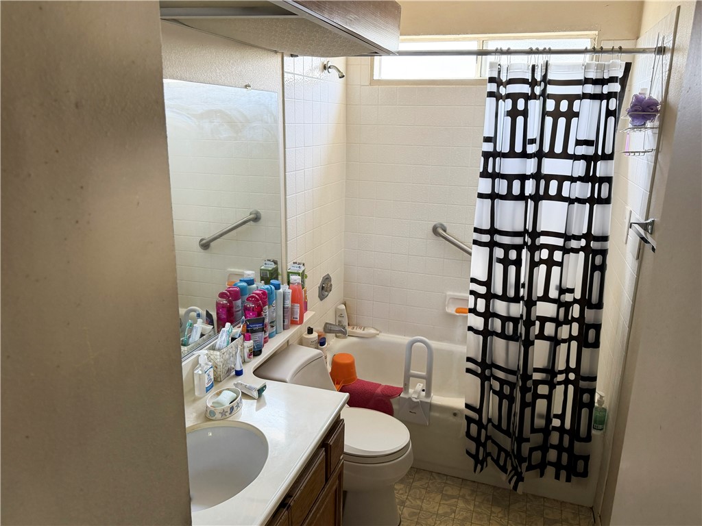 19037 Shakespeare Drive Property Photo 9