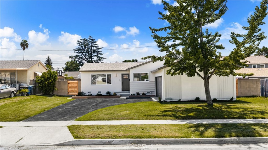 17722 E Benbow Street Property Photo 4