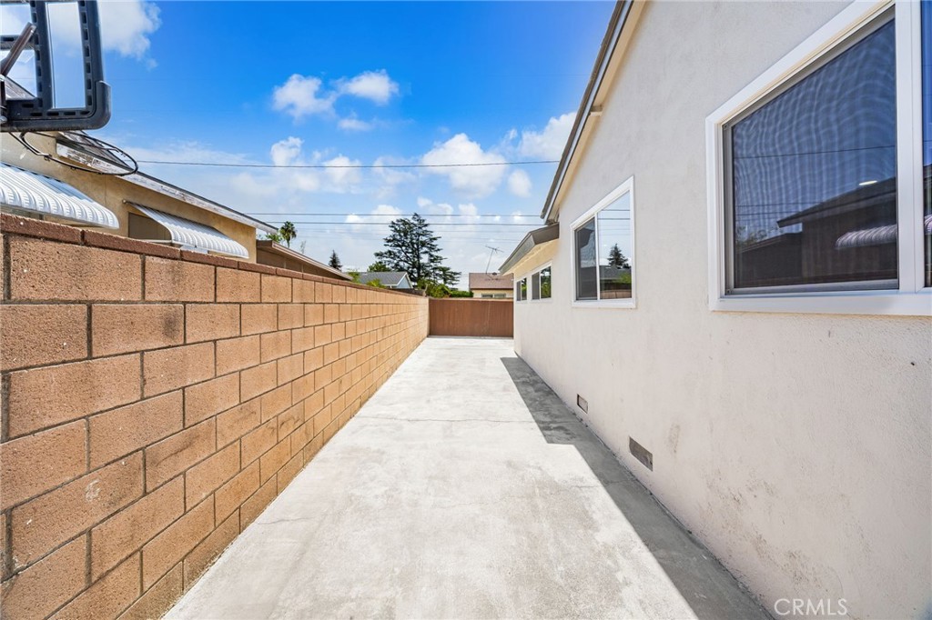 17722 E Benbow Street Property Photo 39