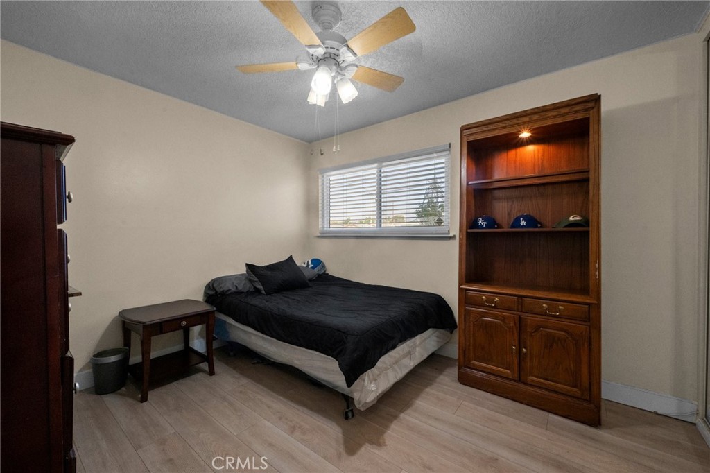 1335 W 4th Street Property Photo 15