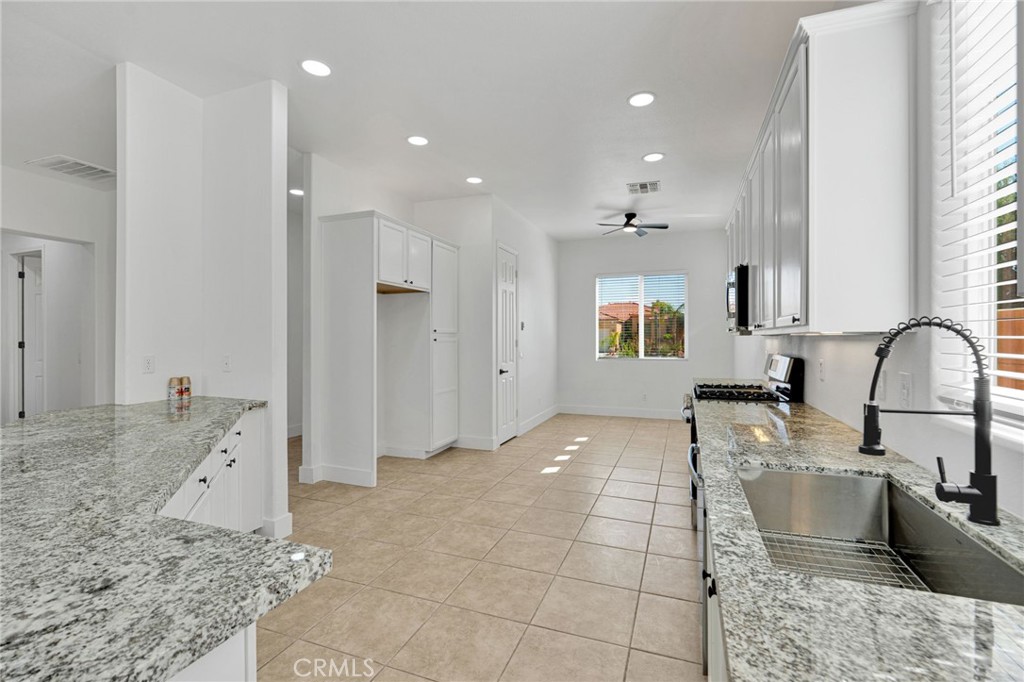65132 Rolling Hills Property Photo 10