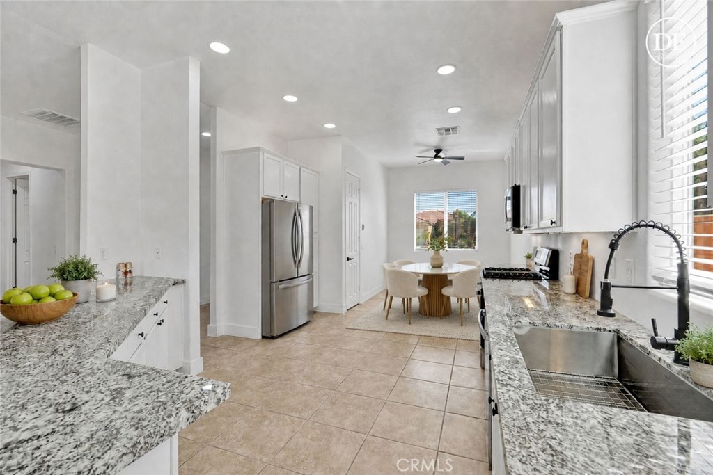 65132 Rolling Hills Property Photo 11