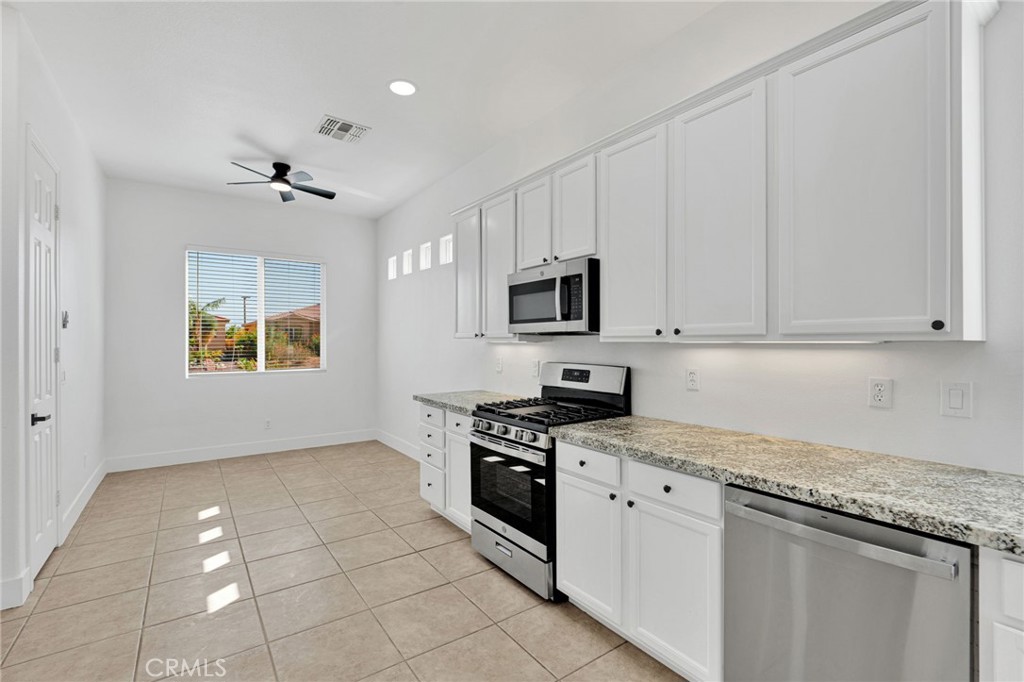 65132 Rolling Hills Property Photo 13