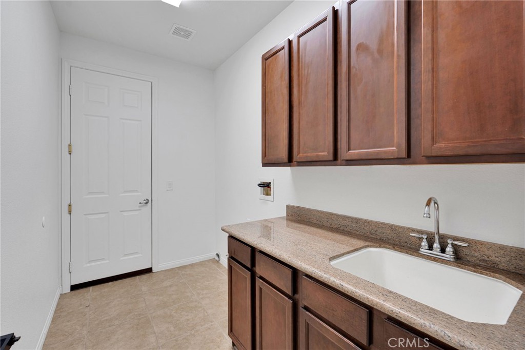 65132 Rolling Hills Property Photo 23