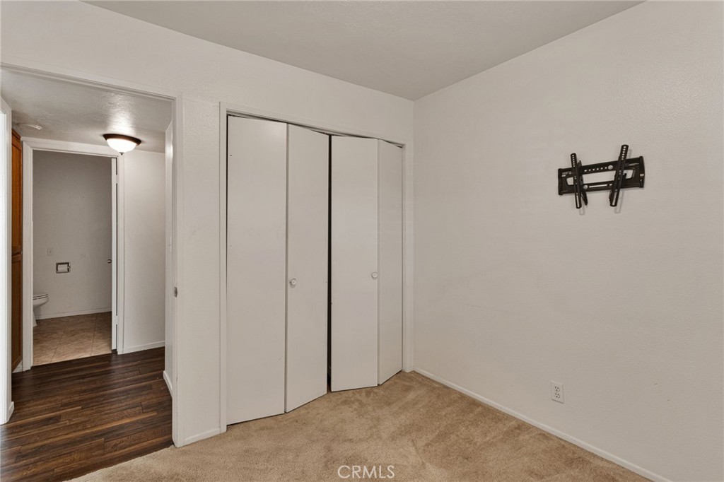 19237 Elm Drive Property Photo 17