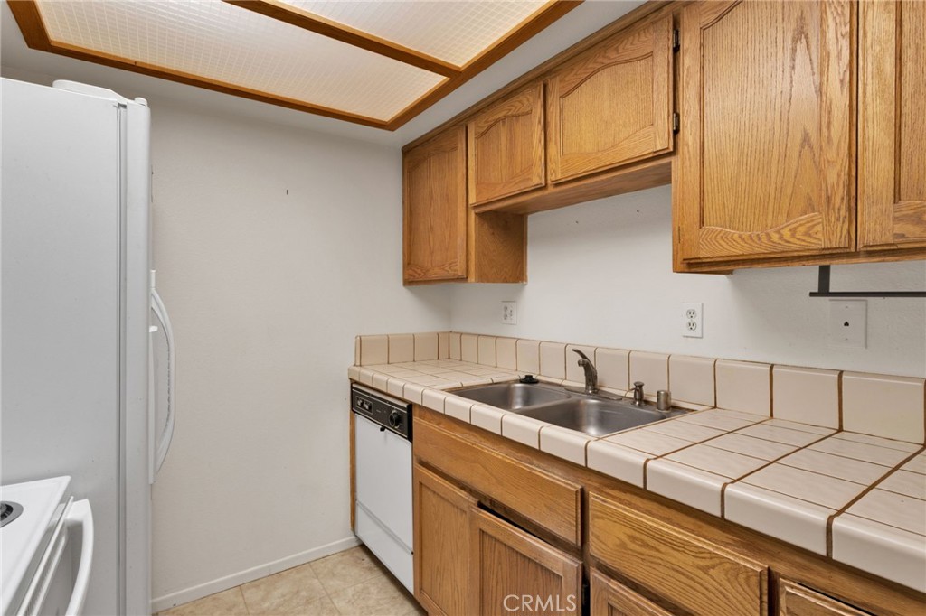19237 Elm Drive Property Photo 27