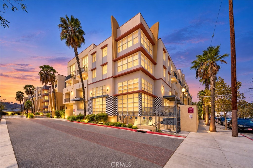 360 W Avenue 26 Property Photo 1