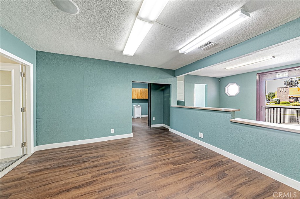 5430 Arlington Avenue Property Photo 11