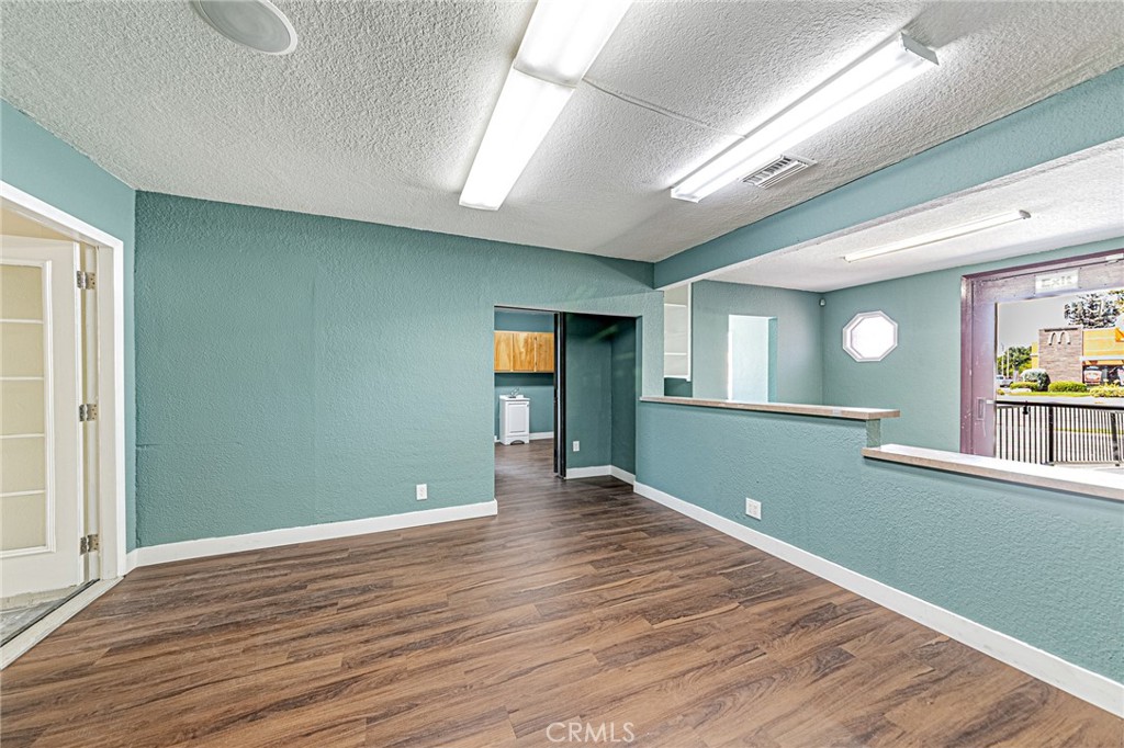 5430 Arlington Avenue Property Photo 11