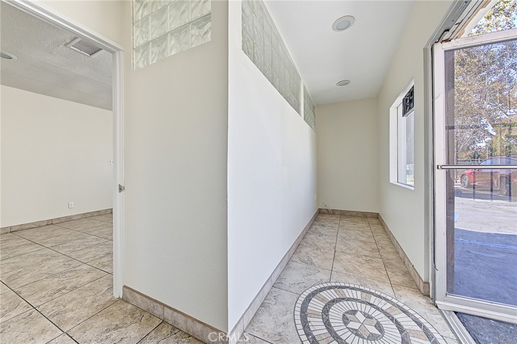 5430 Arlington Avenue Property Photo 23