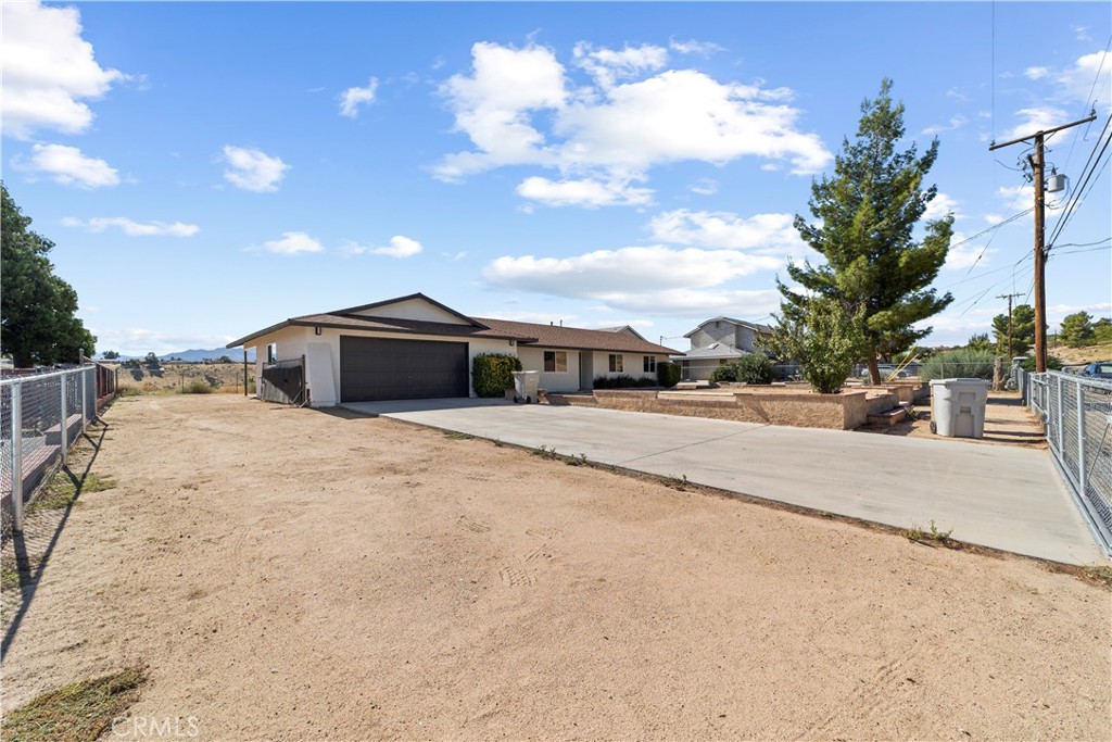 16849 Mission Property Photo 3
