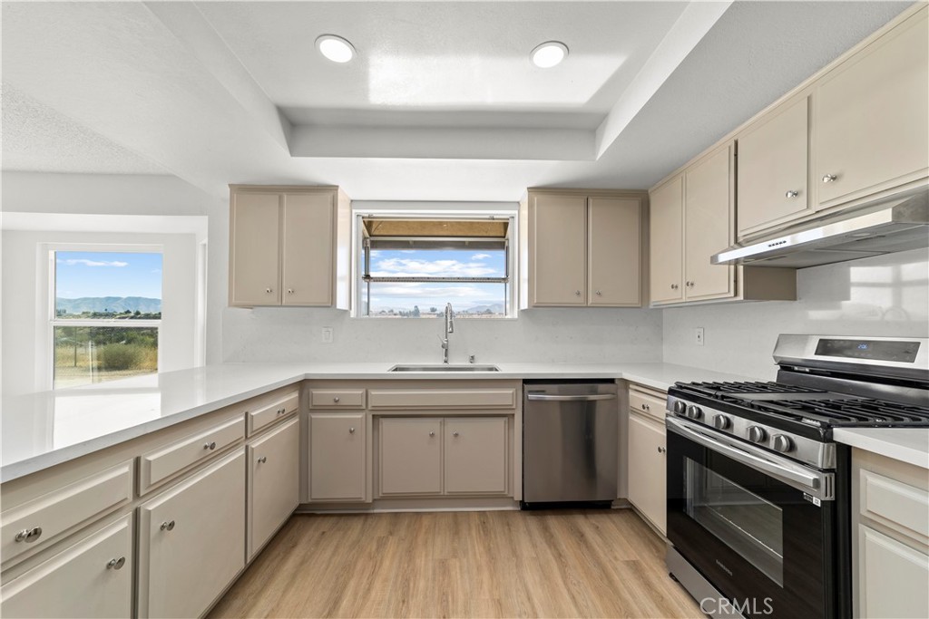 16849 Mission Property Photo 15