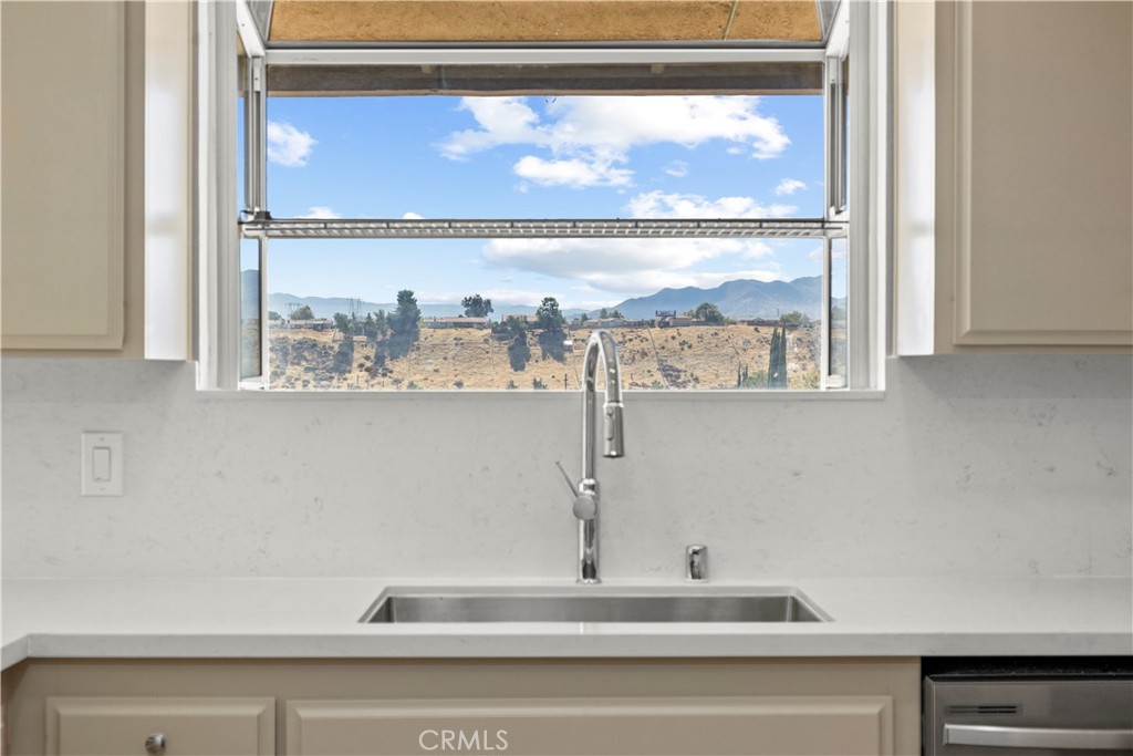 16849 Mission Property Photo 16
