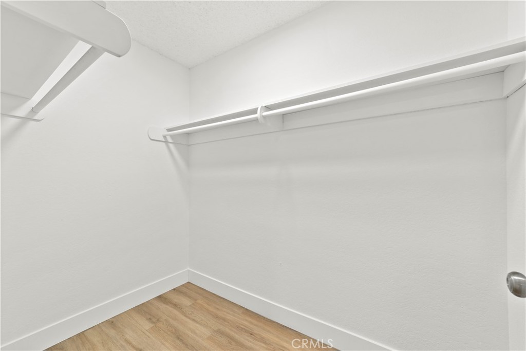 16849 Mission Property Photo 24