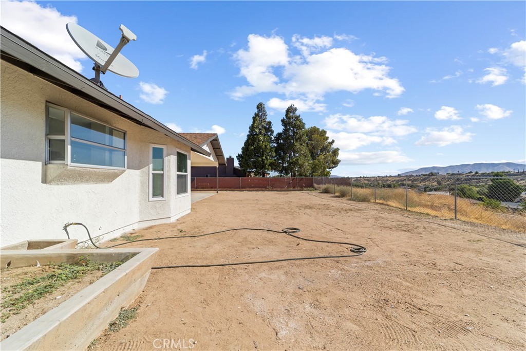 16849 Mission Property Photo 31