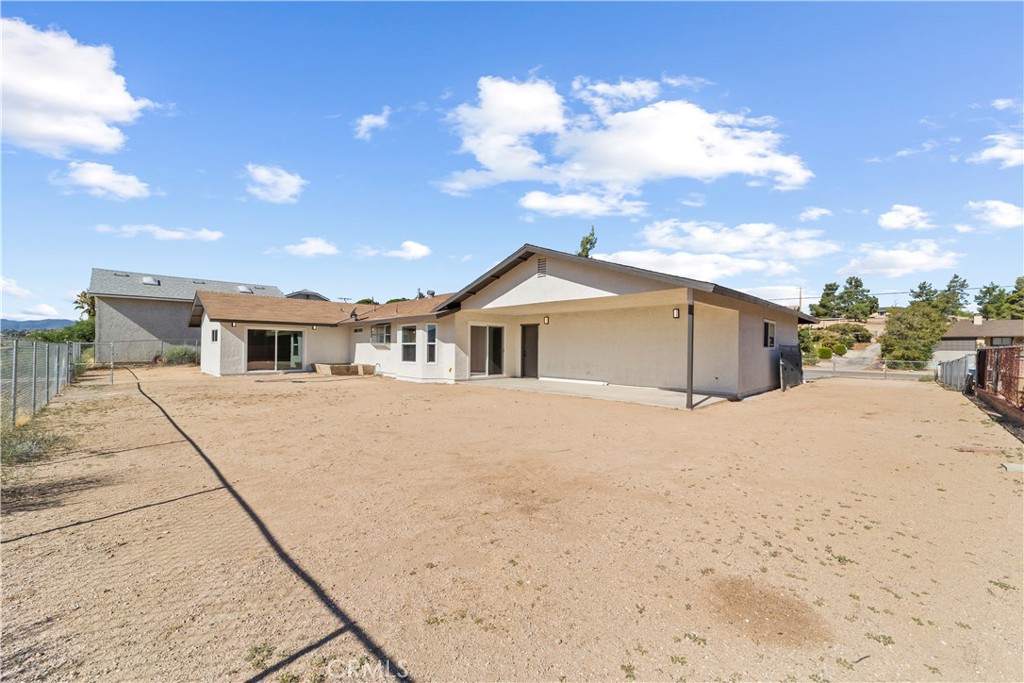 16849 Mission Property Photo 34
