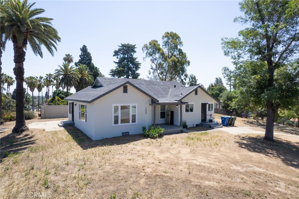 1390 Prospect Property Photo 2