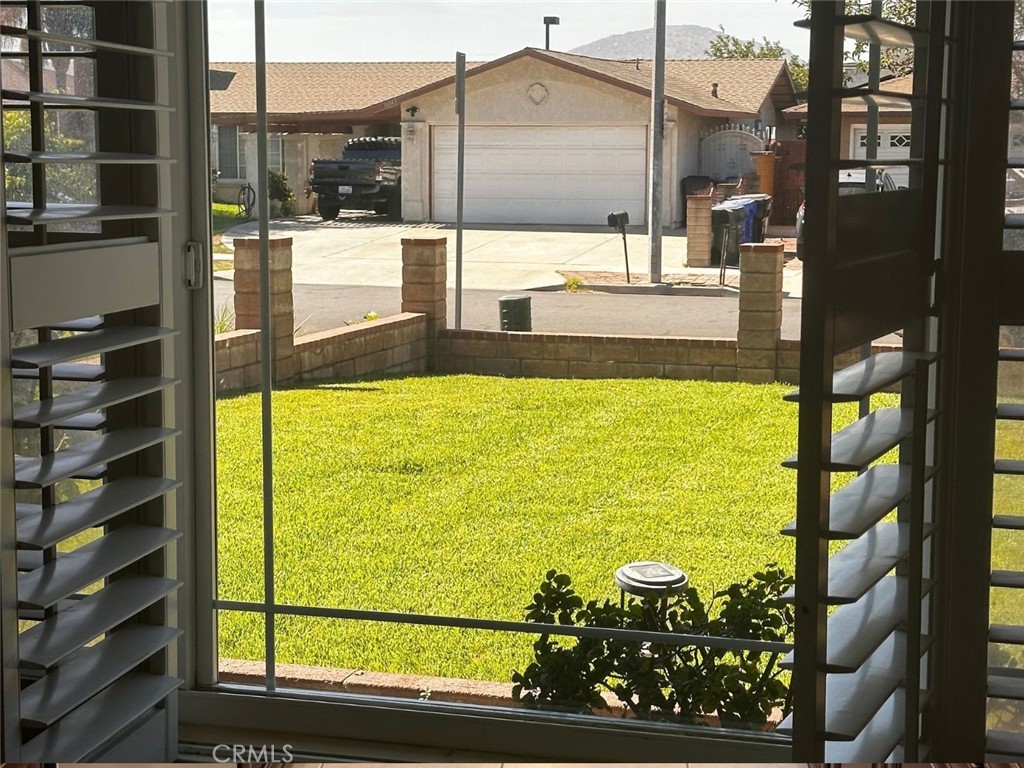 16034 Hawthorne Property Photo 6
