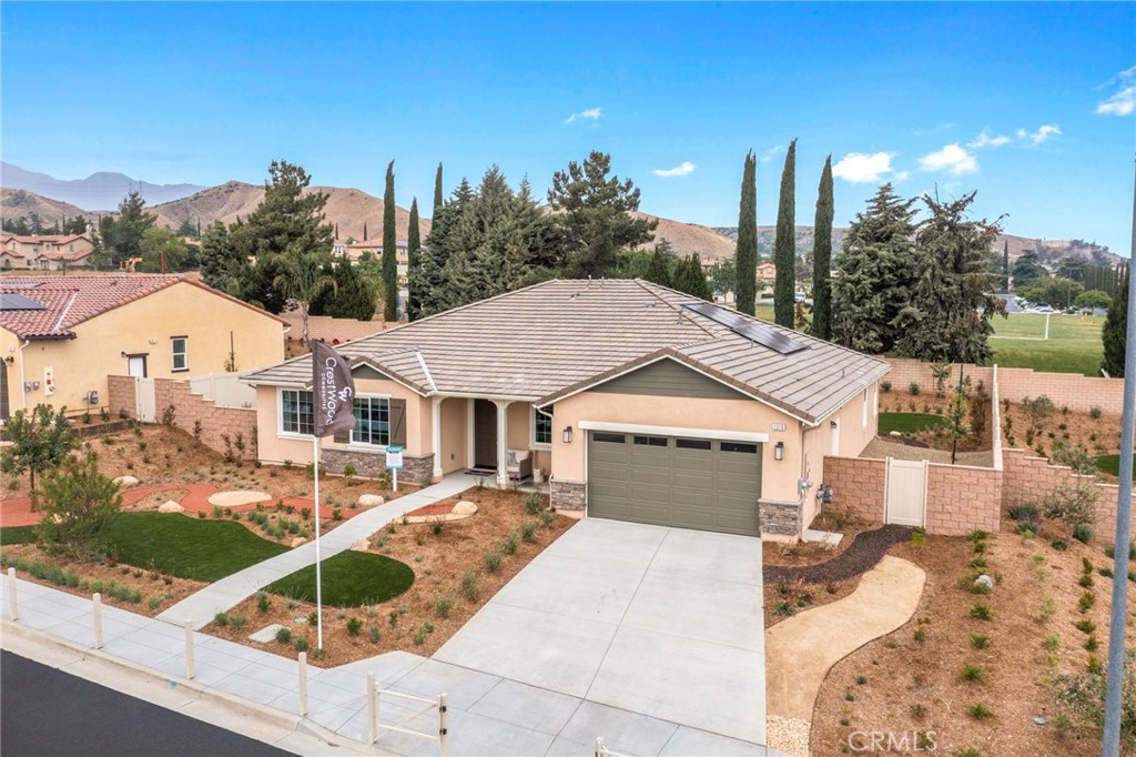 4129 Daisy Property Photo 2