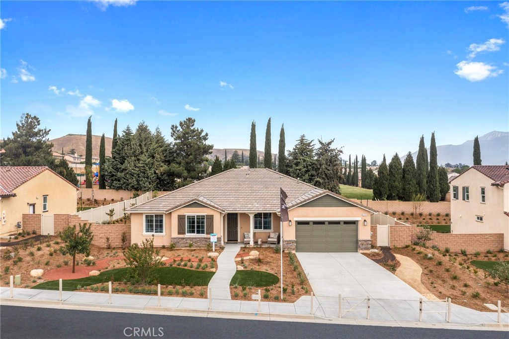 4129 Daisy Property Photo 3