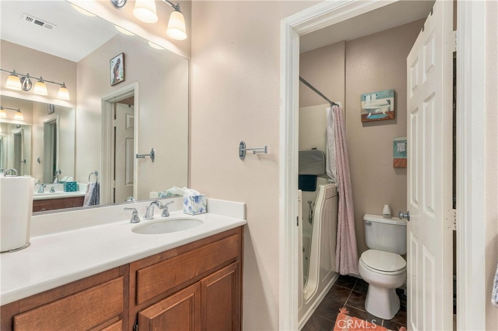 4304 Owens 101 Property Photo 20