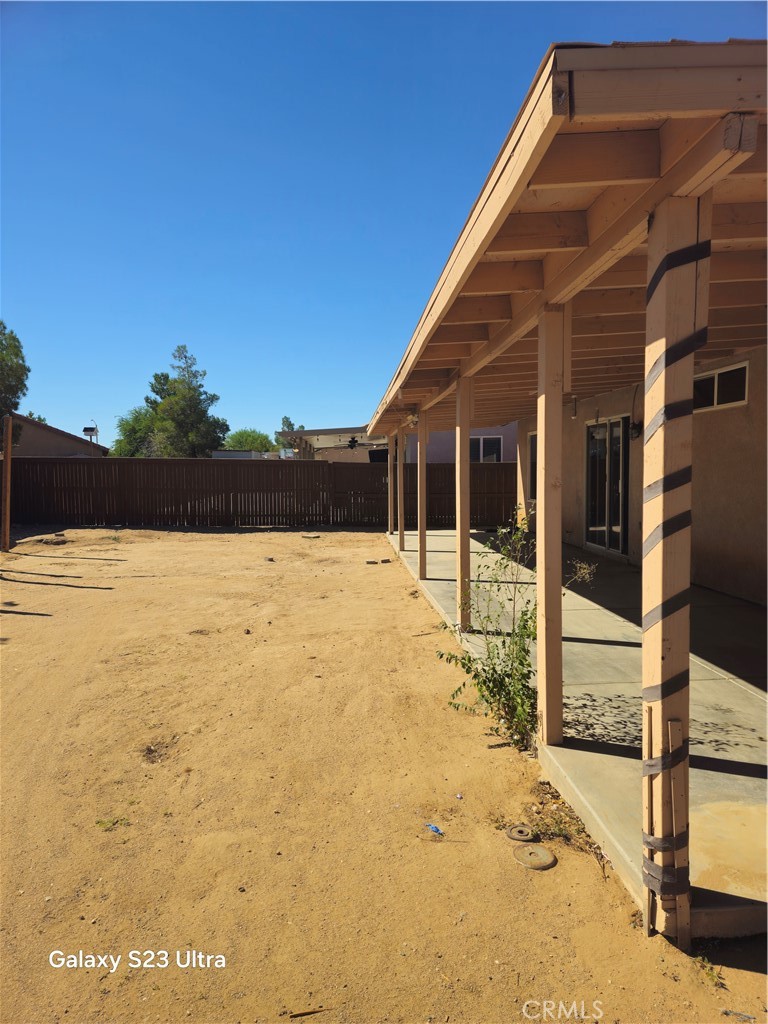 15333 Ross Property Photo 2