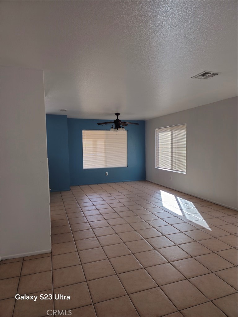 15333 Ross Property Photo 6