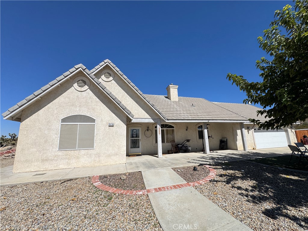 19755 Reyland Rd Property Photo 1