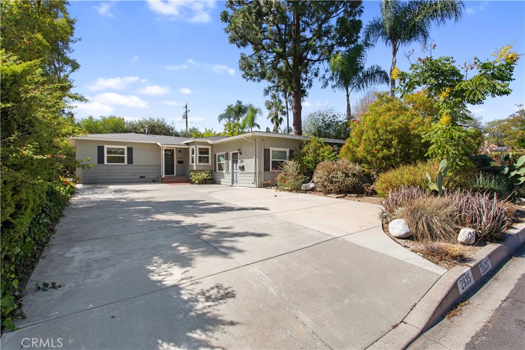 2935 Rhodelia Avenue Property Photo 1