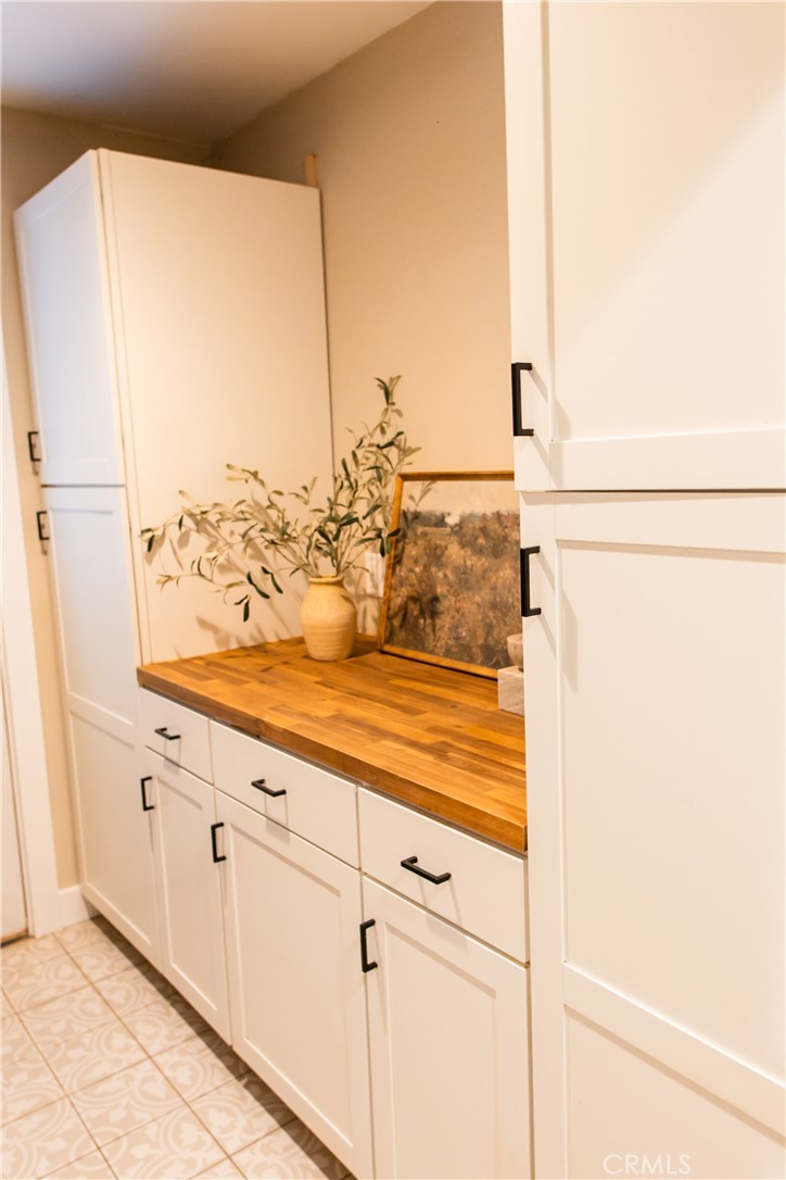 12188 Douglas Property Photo 15