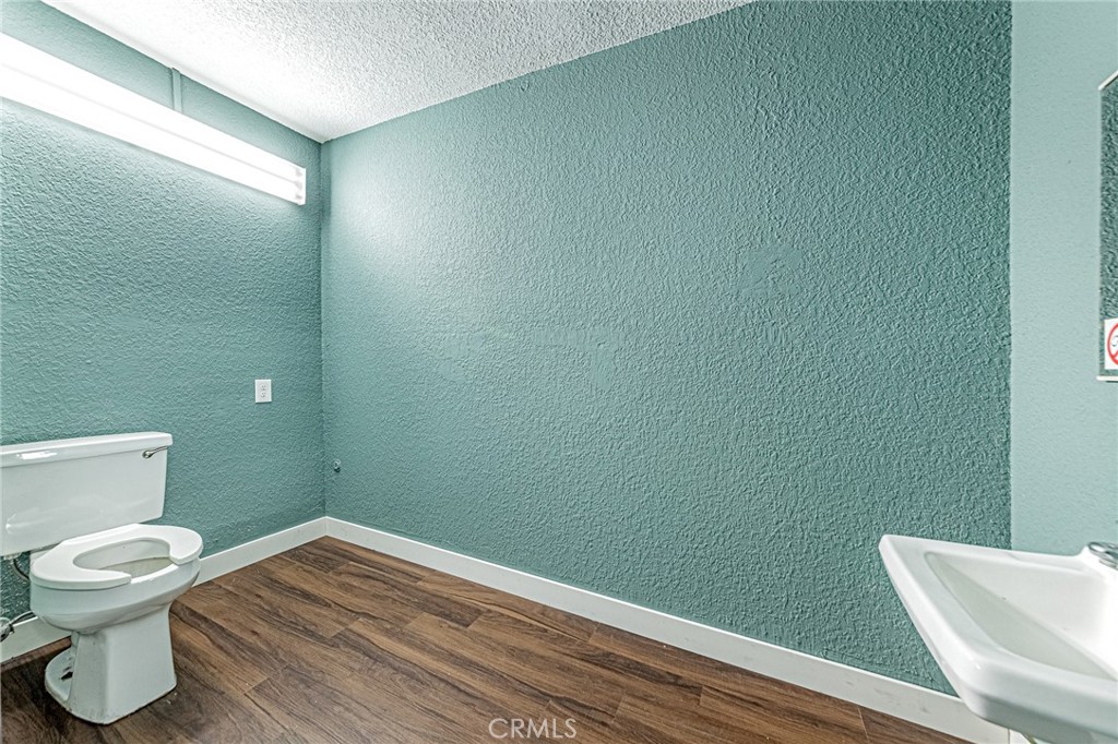 5430 Arlington Avenue Property Photo 9