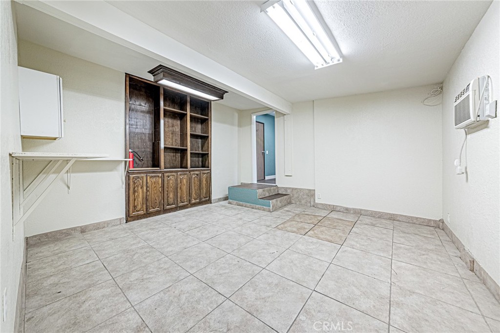 5430 Arlington Avenue Property Photo 12