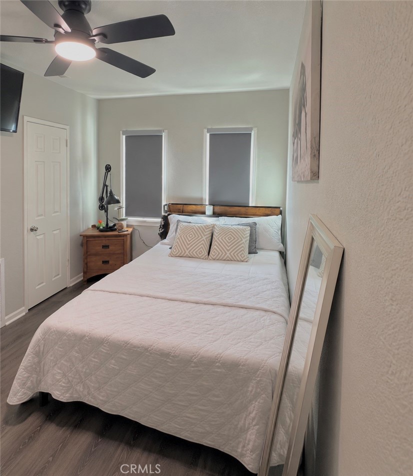 3898 N Mountain View Property Photo 4