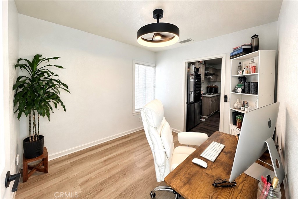 3898 N Mountain View Property Photo 6