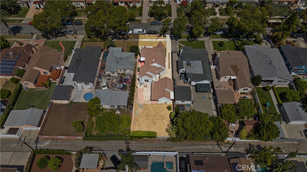 1230 Spazier Avenue Property Photo 44