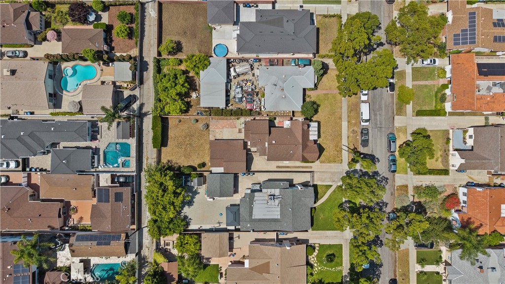 1230 Spazier Avenue Property Photo 47