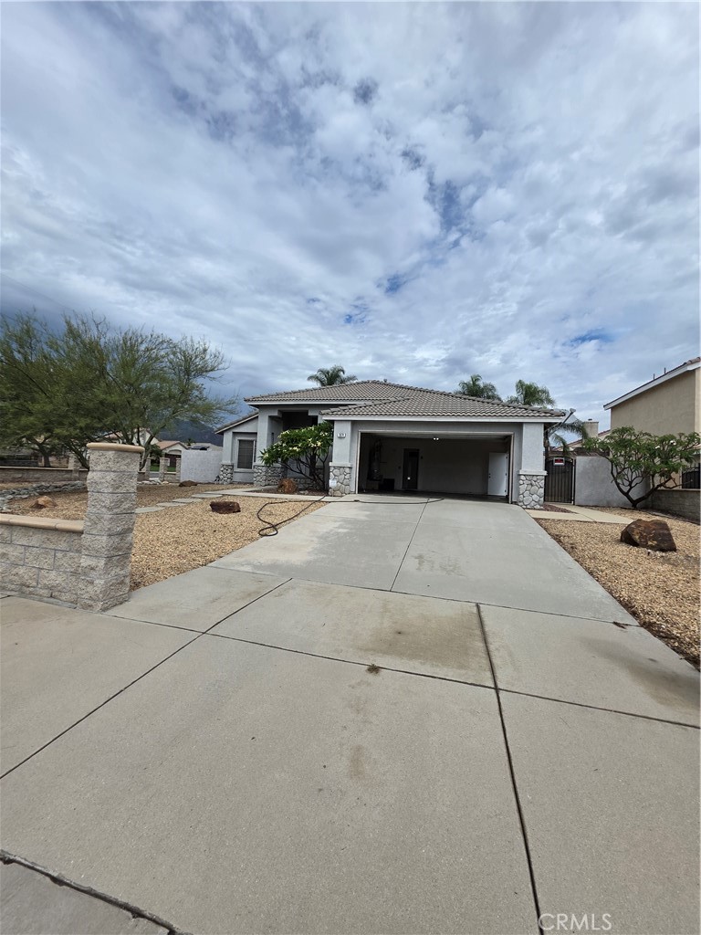 2874 W Calle Vista Property Photo 2