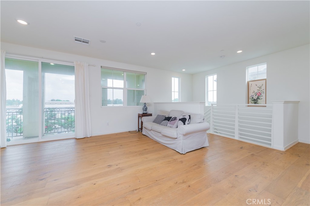 8255 Garden Park Property Photo 5