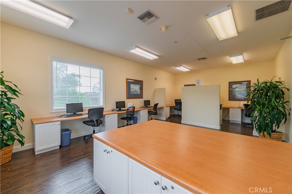 8255 Garden Park Property Photo 30