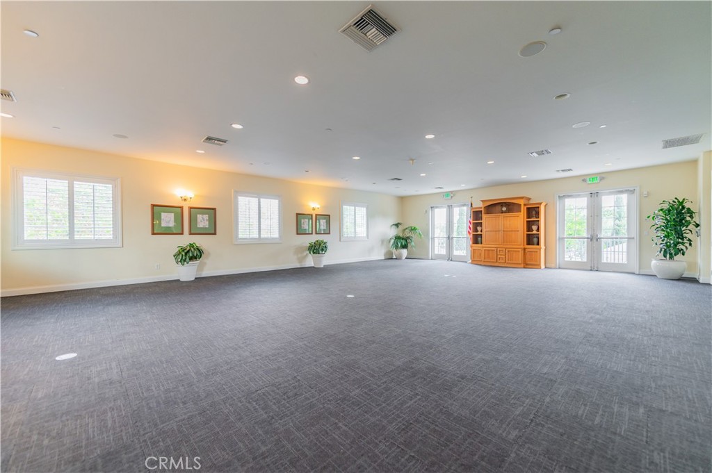 8255 Garden Park Property Photo 33