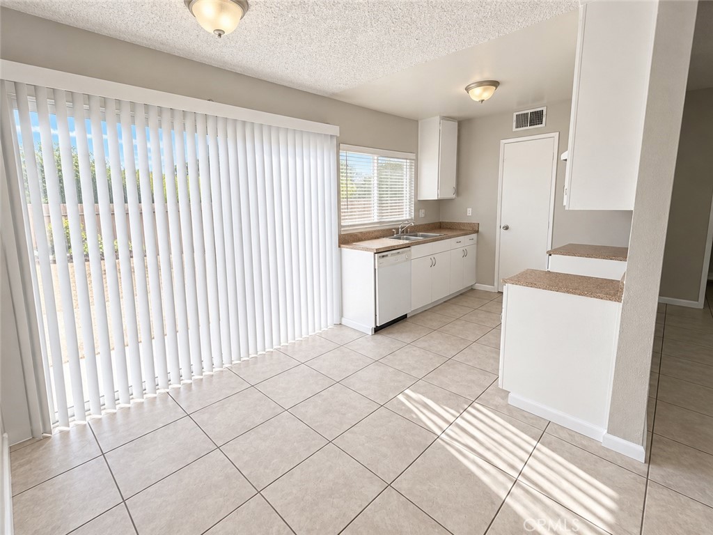 16810 Village F Property Photo 4