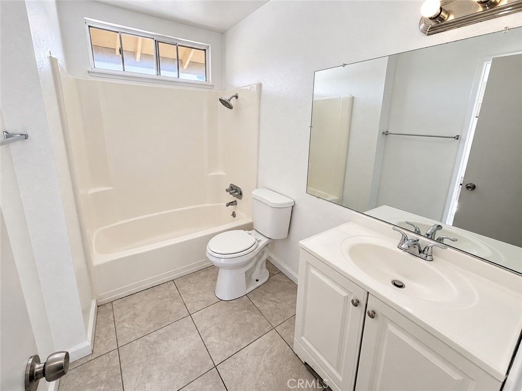 16810 Village F Property Photo 7