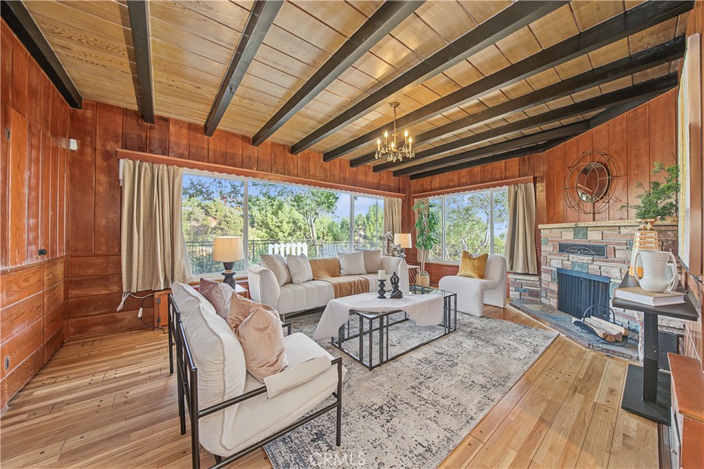 12105 Rideout Place Property Photo 7