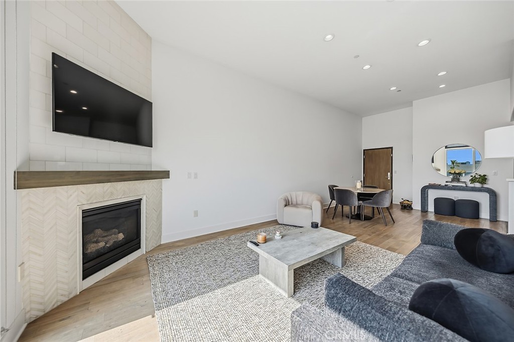 900 S Westgate Ph4 Property Photo 7
