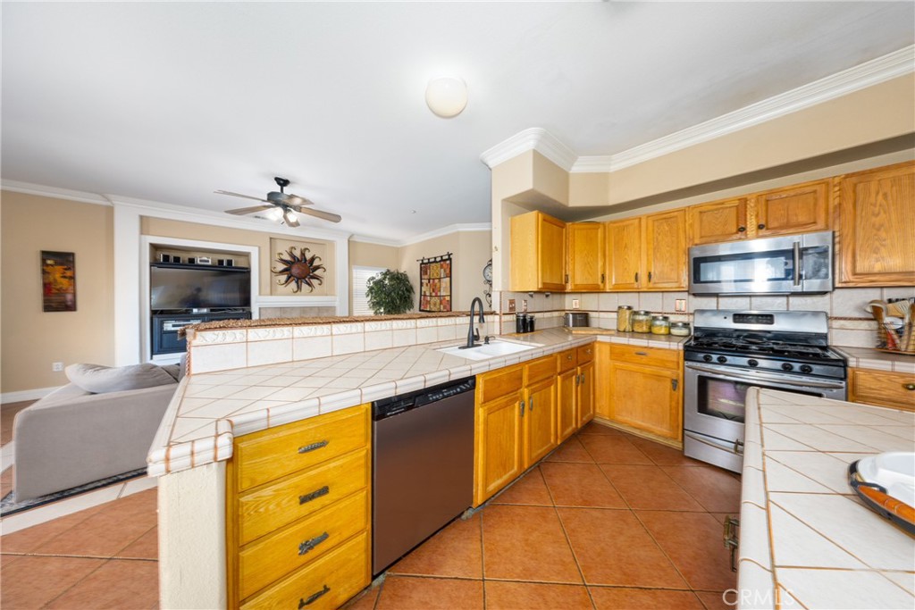 14549 Vancouver Property Photo 23