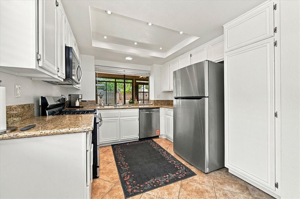 7676 Cardiff Property Photo 16