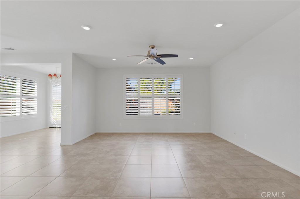 11351 Camden Street Property Photo 5